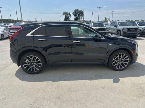 2020 Cadillac XT4 Luxury