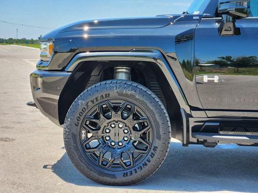 2025 GMC HUMMER EV SUV 2X