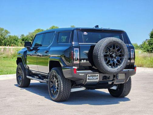 2025 GMC HUMMER EV SUV 2X