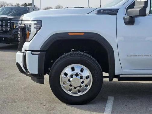 2026 GMC Sierra 3500 Denali