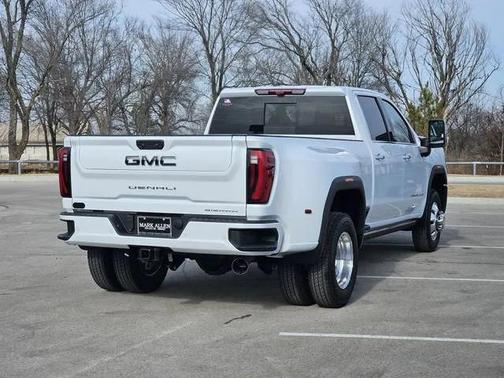 2026 GMC Sierra 3500 Denali