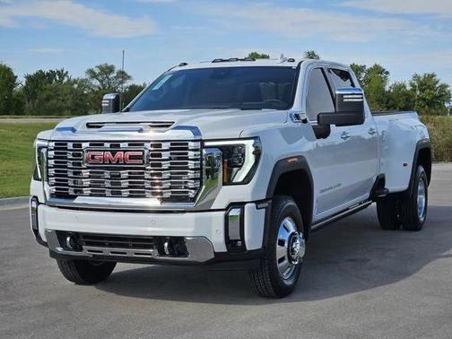 2026 GMC Sierra 3500 Denali