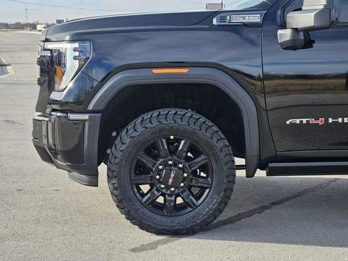2026 GMC Sierra 2500 AT4
