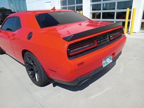 2016 Dodge Challenger SRT Hellcat