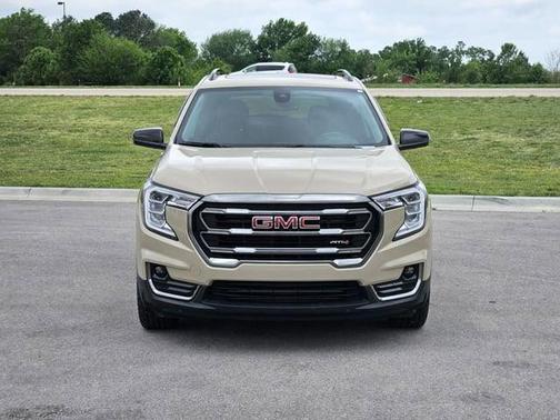 2023 GMC Terrain AWD AT4