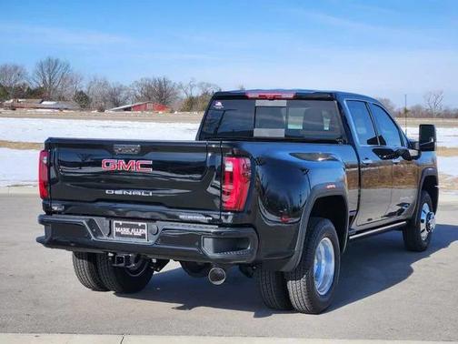 2026 GMC Sierra 3500 Denali