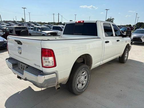 2024 RAM 2500 Tradesman Crew Cab 4x4 6'4' Box