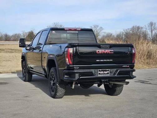 2026 GMC Sierra 2500 AT4