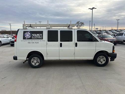 2017 Chevrolet Express 2500 Work Van