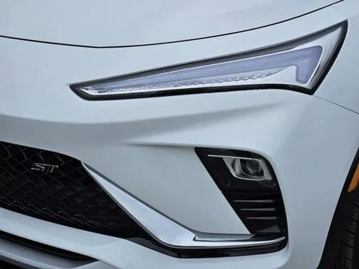 2026 Buick Envista Sport Touring FWD