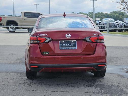 2020 Nissan Versa 1.6 SV