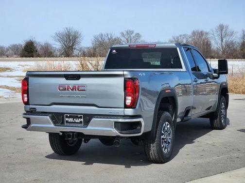 2026 GMC Sierra 3500 SLE