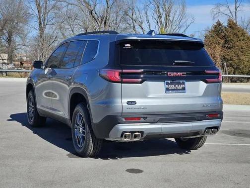 2026 GMC Acadia Elevation FWD