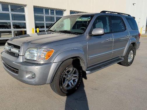 Silver Sky Metallic 2005 Toyota Sequoia SR5