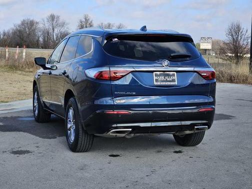 2023 Buick Enclave Essence FWD