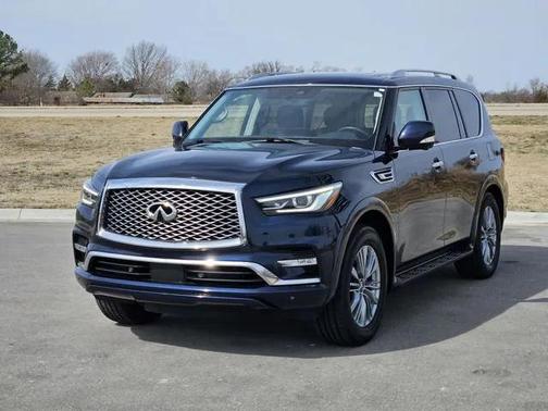 2024 INFINITI QX80 Luxe