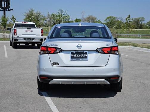 2020 Nissan Versa 1.6 SV