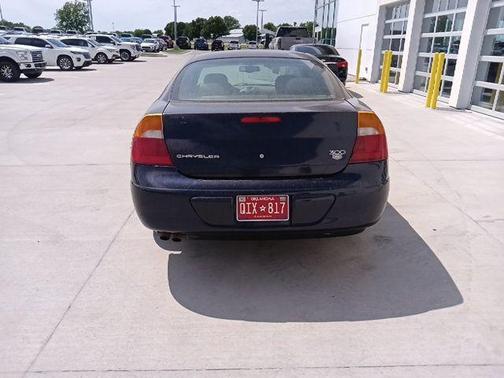 2000 Chrysler 300M Base