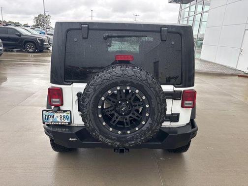 2016 Jeep Wrangler Sport