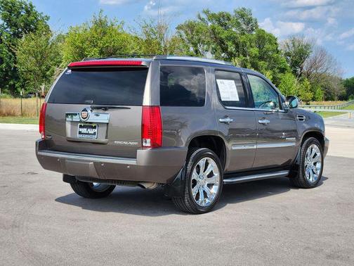 2014 Cadillac Escalade Luxury