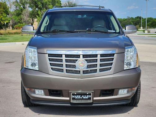 2014 Cadillac Escalade Luxury