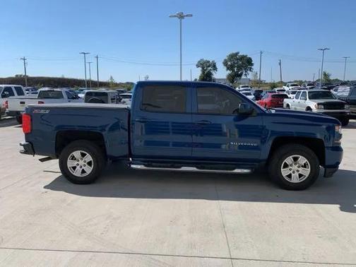 2017 Chevrolet Silverado 1500 2LT