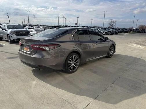 2024 Toyota Camry XLE