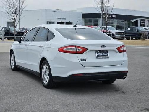 2015 Ford Fusion S