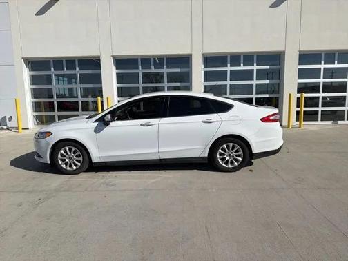 2015 Ford Fusion S