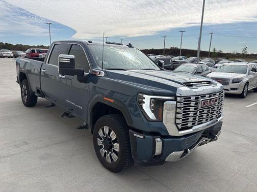 2025 GMC Sierra 3500 Denali