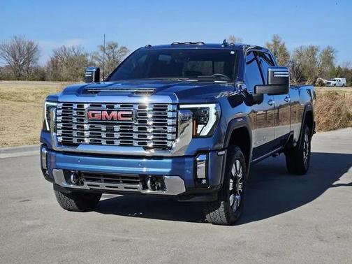 2025 GMC Sierra 3500 Denali