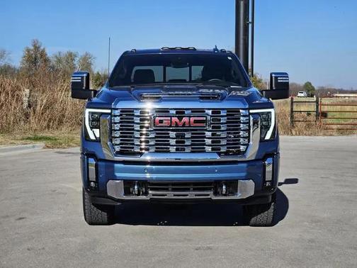 2025 GMC Sierra 3500 Denali