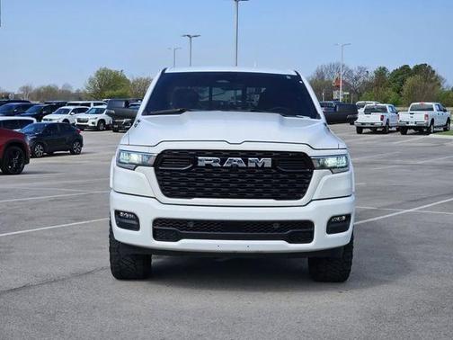Bright White Clearcoat 2025 RAM 1500 Big Horn/Lone Star