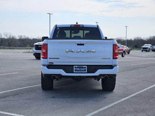 Bright White Clearcoat 2025 RAM 1500 Big Horn/Lone Star