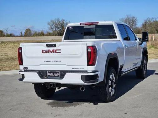 2026 GMC Sierra 2500 Denali