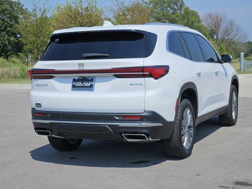 2025 Buick Enclave Preferred FWD