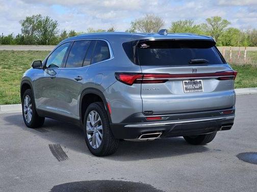 Moonstone Gray Metallic 2025 Buick Enclave Preferred FWD