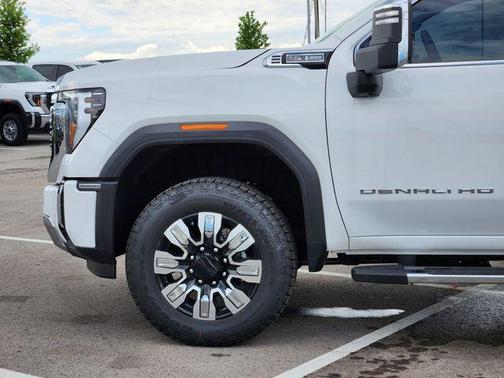 2025 GMC Sierra 2500 Denali