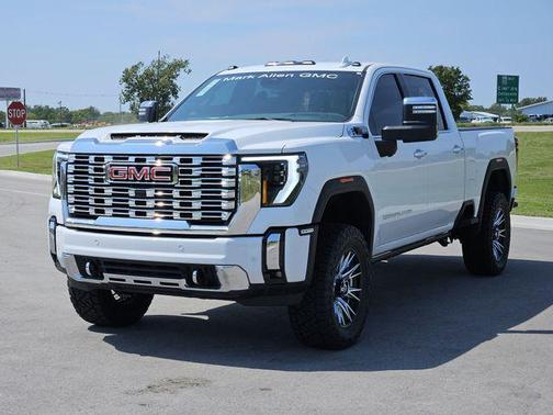 2025 GMC Sierra 2500 Denali