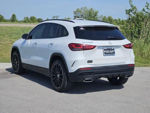 Digital White Metallic 2023 Mercedes-Benz GLA 250 Base