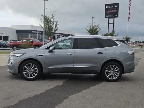 2024 Buick Enclave Avenir AWD
