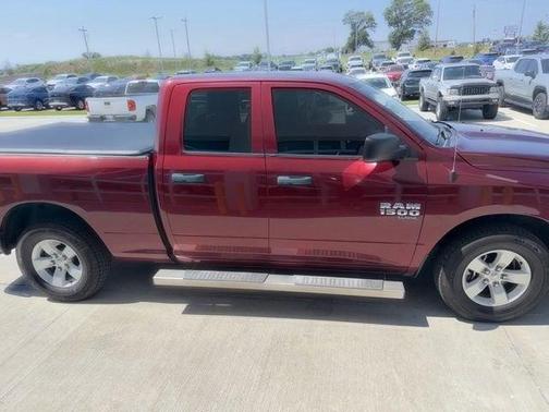Delmonico Red Pearlcoat 2021 RAM 1500 Tradesman