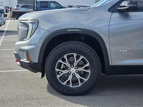 2026 GMC Acadia AT4 AWD