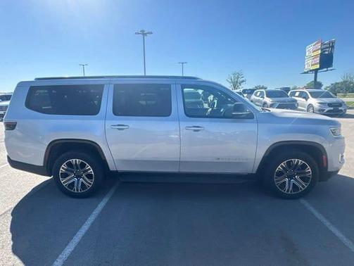 Silver Zynith 2024 Jeep Wagoneer L Series II