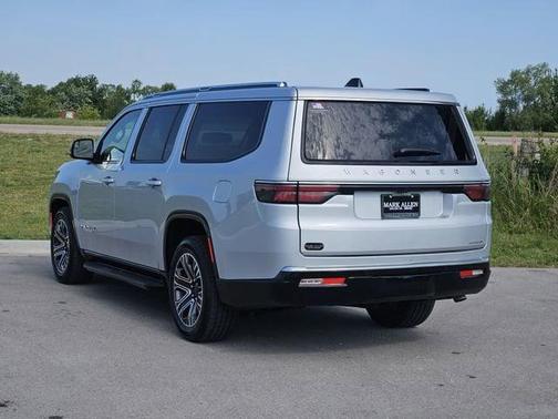 Silver Zynith 2024 Jeep Wagoneer L Series II