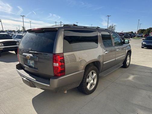 2013 Chevrolet Suburban 1500 LTZ