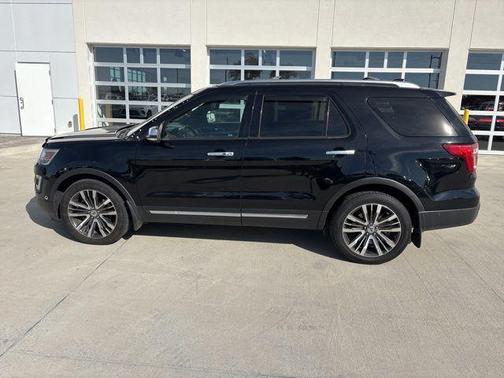 2016 Ford Explorer Platinum