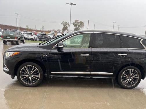 2018 INFINITI QX60 Base