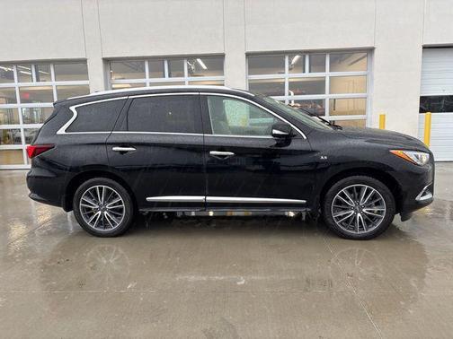 2018 INFINITI QX60 Base