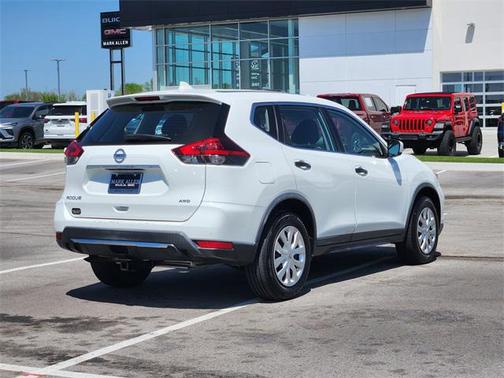 2018 Nissan Rogue S